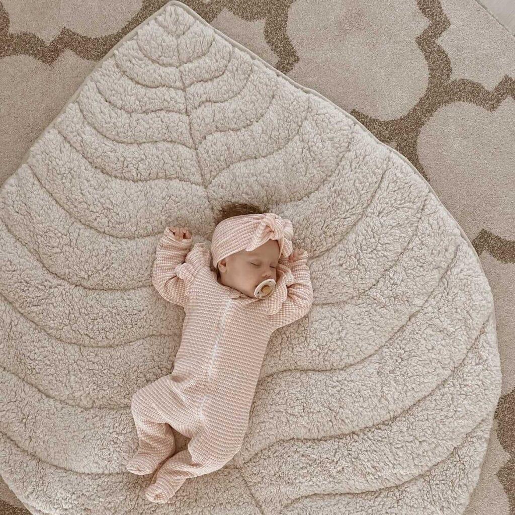 Thick Sherpa Cotton Baby Play Mat Jabaloo #Color_Pearl-Sherpa-Leaf