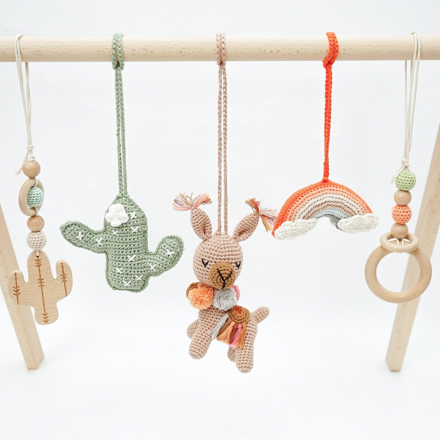 Baby Gym with Handmade Crochet Toys Jabaloo #toys_desert