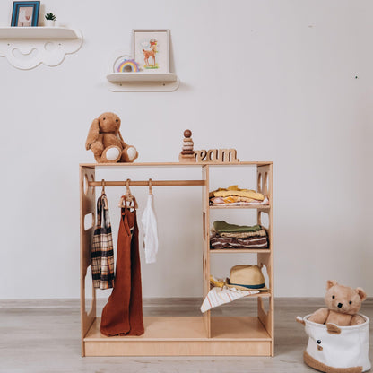 Montessori Closet