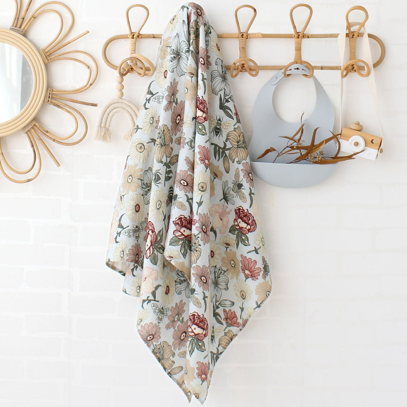 Ultra Soft Organic Swaddle Blanket | Summer Bouquet sleep Jabaloo 