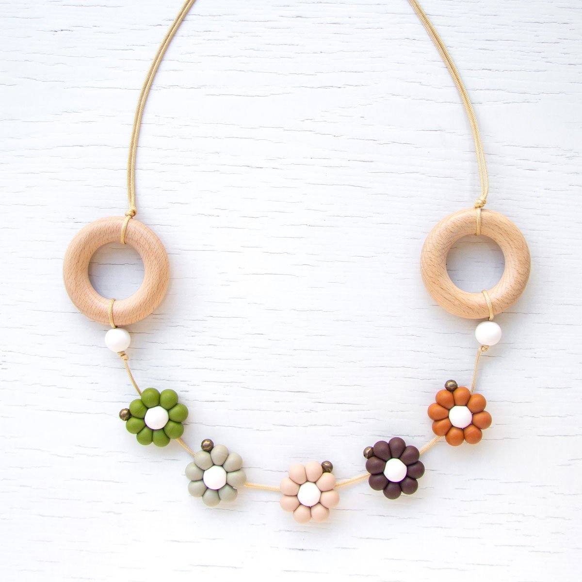 Blossom Stroller Chain toys Jabaloo Earthy 